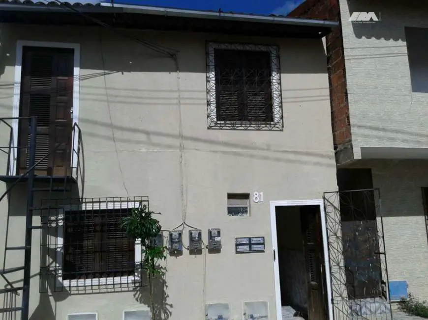 Casa com 2 Quartos para Alugar, 40 m² por R$ 350/Mês Rua Bela Vista - Jangurussu, Fortaleza - CE