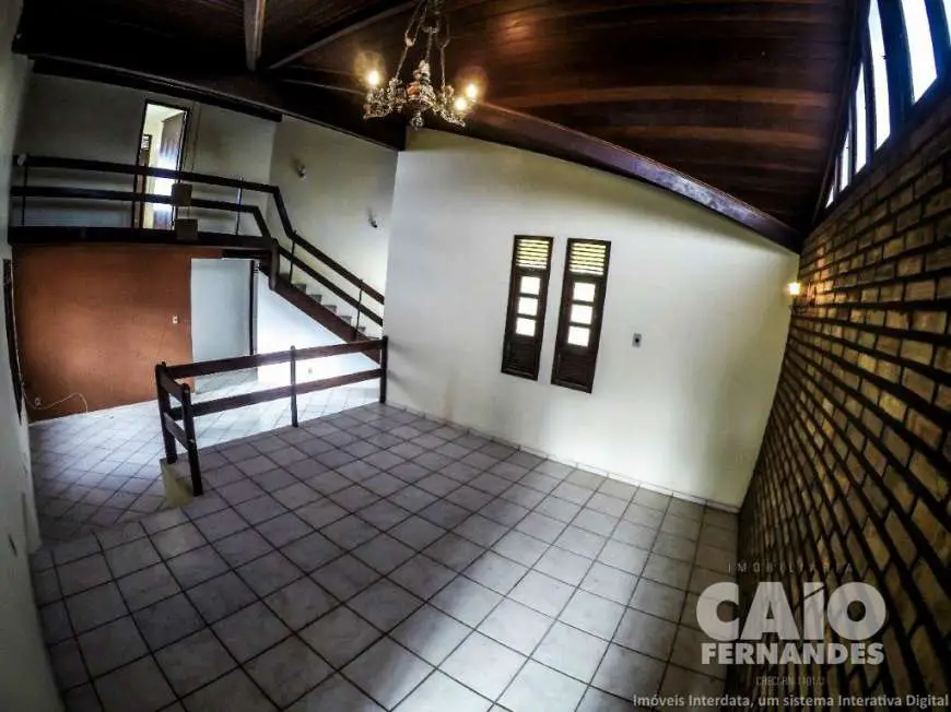 Casa com 3 Quartos à Venda, 189 m² por R$ 410.000 San Vale, Natal - RN
