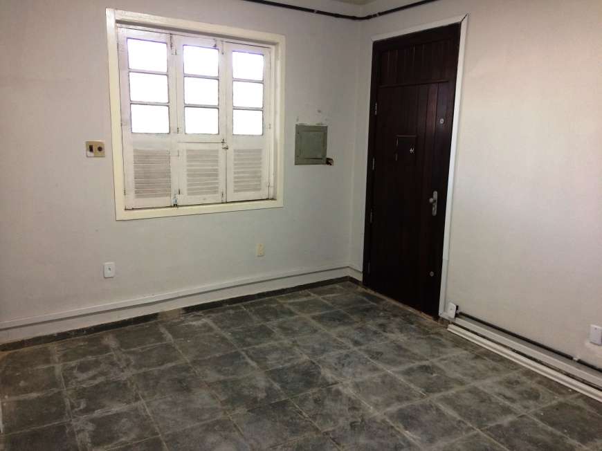 Casa com 3 Quartos para Alugar, 160 m² por R$ 2.200/Mês Rua Presidente Pernambuco - Batista Campos, Belém - PA