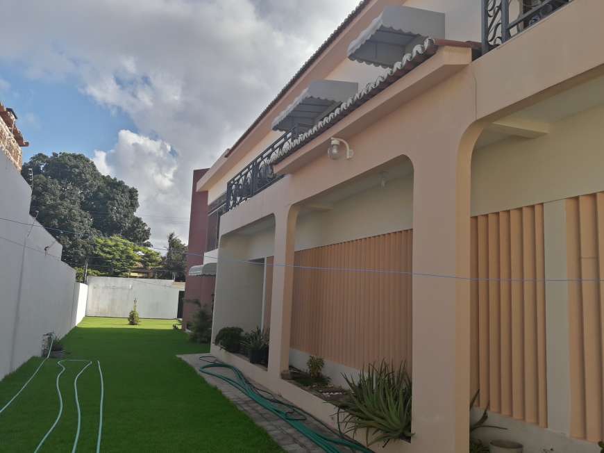 Casa com 6 Quartos à Venda, 574 m² por R$ 1.800.000 Rua Agnaldo Gurgel Junior - Candelária, Natal - RN