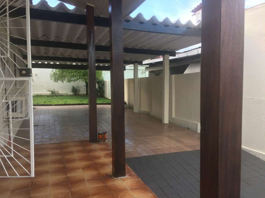 Casa de Condomínio com 3 Quartos à Venda, 150 m² por R$ 700.000 Adrianópolis, Manaus - AM