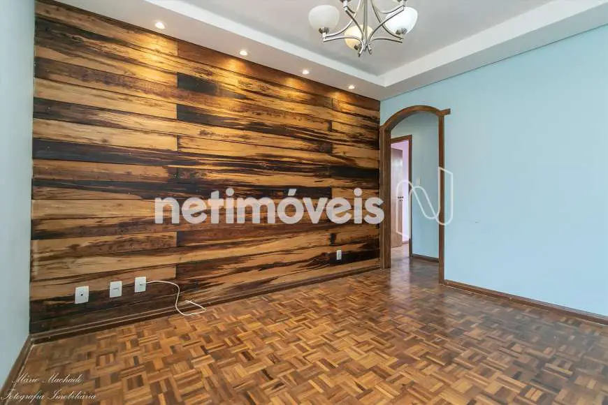 Apartamento com 3 Quartos à Venda, 65 m² por R$ 235.000 Barreiro, Belo Horizonte - MG