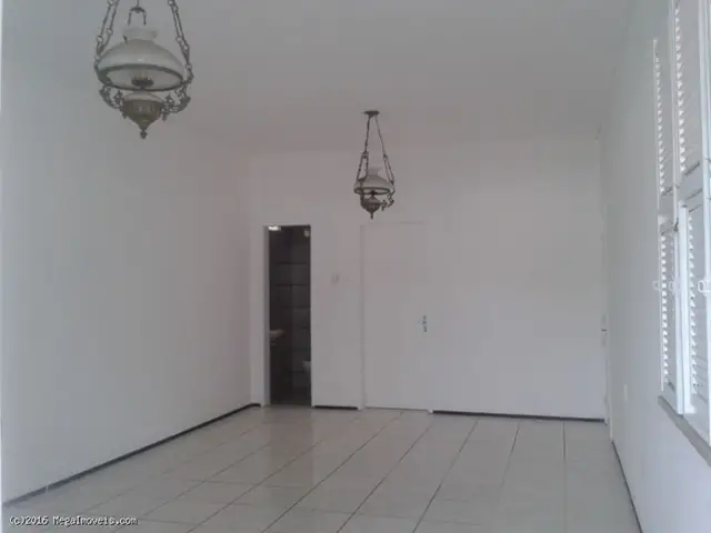 Casa com 7 Quartos para Alugar, 450 m² por R$ 3.500/Mês Rua Edgar Damasceno, 47 - Meireles, Fortaleza - CE
