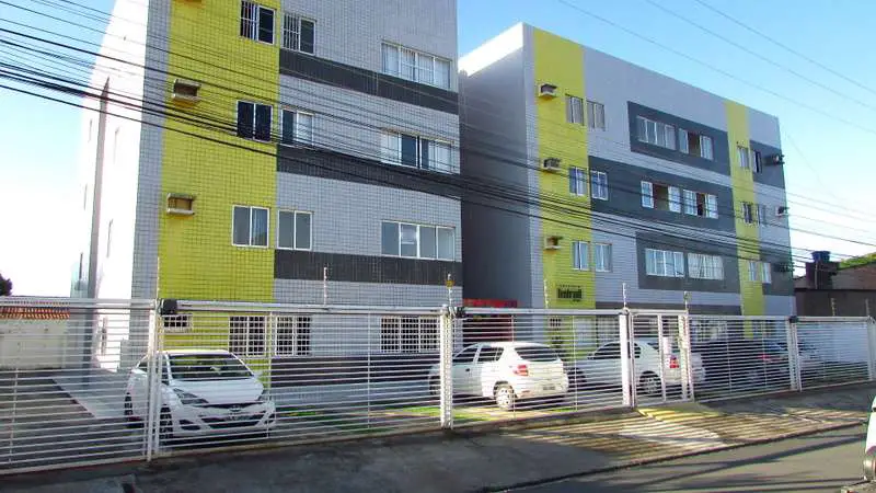 Apartamento com 3 Quartos para Alugar, 73 m² por R$ 800/Mês Barro Duro, Maceió - AL