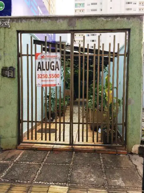 Casa com 3 Quartos para Alugar, 150 m² por R$ 1.600/Mês Avenida T 2 - Setor Bueno, Goiânia - GO