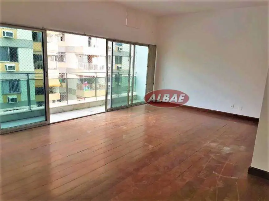 Apartamento com 4 Quartos para Alugar, 132 m² por R$ 2.900/Mês Rua Alexandre de Gusmão, 00 - Tijuca, Rio de Janeiro - RJ
