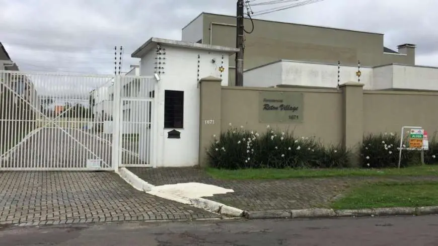 Casa de Condomínio com 3 Quartos para Alugar, 170 m² por R$ 2.500/Mês Rua Gerônimo Muraro - Santa Felicidade, Curitiba - PR
