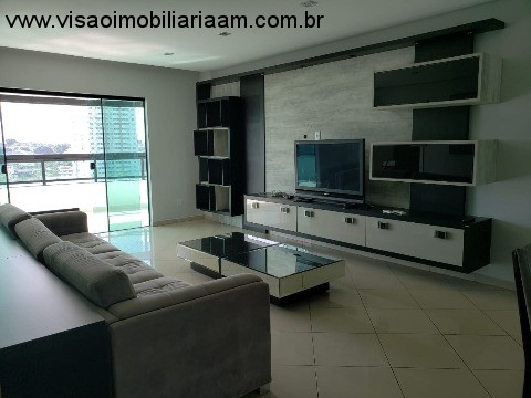Apartamento com 3 Quartos para Alugar, 196 m² por R$ 5.300/Mês Aleixo, Manaus - AM