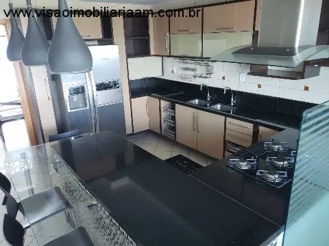 Apartamento com 3 Quartos para Alugar, 196 m² por R$ 5.300/Mês Aleixo, Manaus - AM