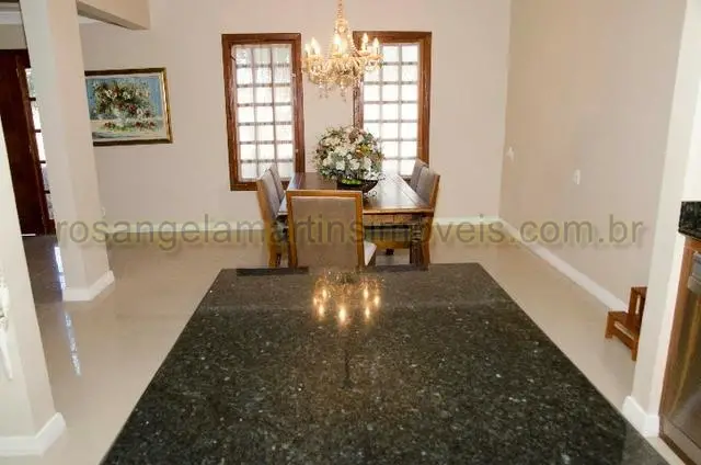 Casa com 5 Quartos à Venda, 500 m² por R$ 750.000 Avenida Zircônio, 160 - Praia dos Recifes, Vila Velha - ES
