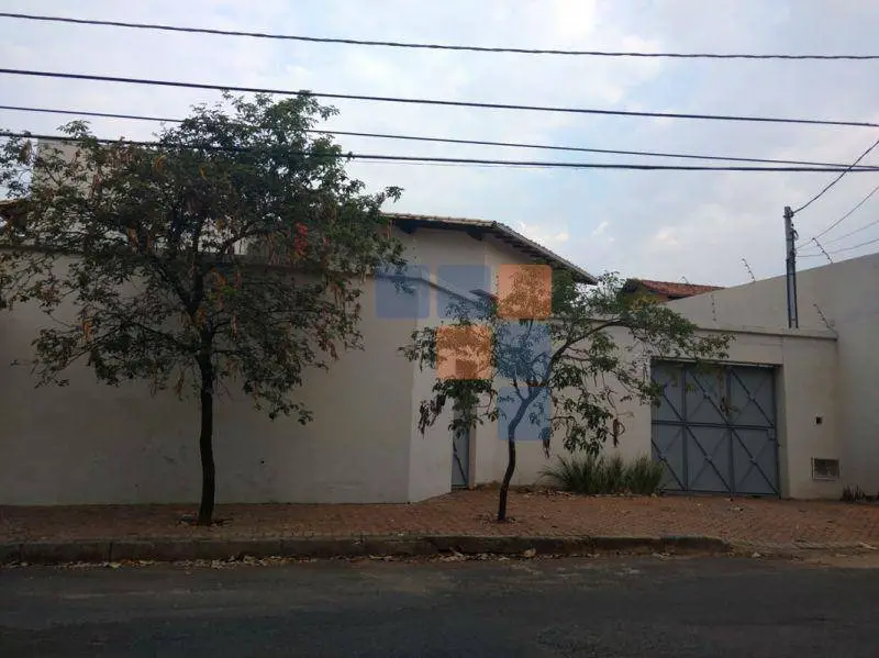 Casa de Condomínio com 4 Quartos para Alugar, 300 m² por R$ 4.300/Mês Rua Viterbo, 51 - Bandeirantes, Belo Horizonte - MG