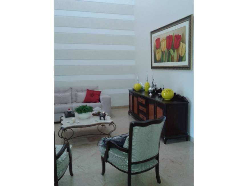 Casa com 3 Quartos à Venda, 320 m² por R$ 850.000 Jardim Cuiabá, Cuiabá - MT