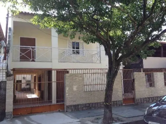 Casa com 6 Quartos à Venda, 400 m² por R$ 900.000 Itapuã, Vila Velha - ES