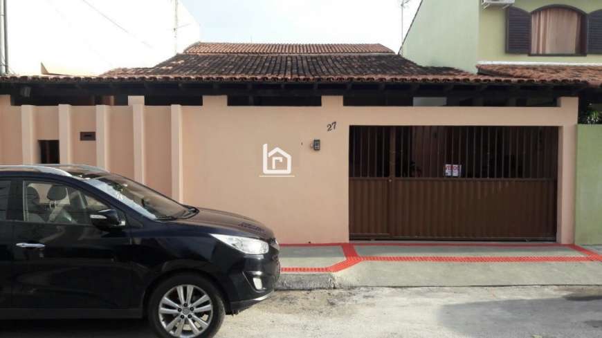 Casa com 4 Quartos à Venda, 180 m² por R$ 575.000 Rua Raimundo Maurício Freire, 123 - Praia das Gaivotas, Vila Velha - ES