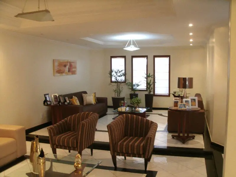 Casa com 4 Quartos à Venda, 420 m² por R$ 1.050.000 TAGUATINGA NORTE , Brasília - DF