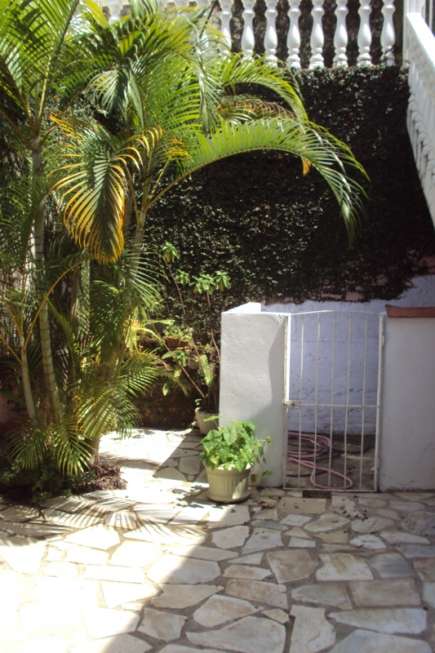 Casa com 3 Quartos à Venda por R$ 750.000 Álvaro Camargos, Belo Horizonte - MG