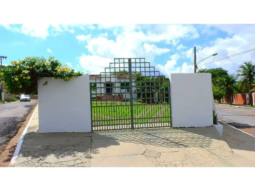 Casa com 4 Quartos para Alugar, 385 m² por R$ 5.000/Mês Santa Rosa, Cuiabá - MT