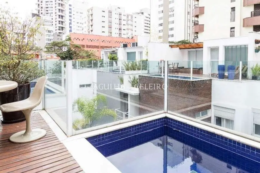 Casa de Condomínio com 3 Quartos à Venda, 238 m² por R$ 3.300.000 Itaim Bibi, São Paulo - SP