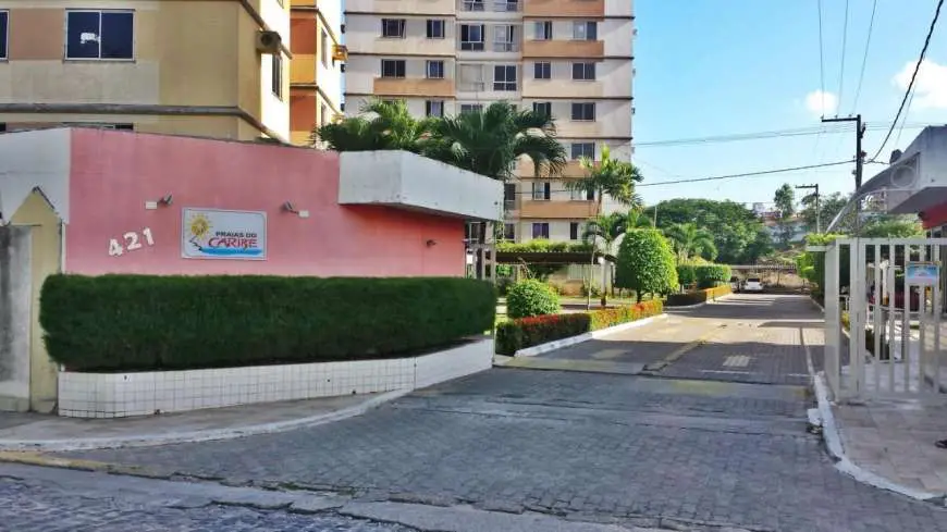 Apartamento com 3 Quartos para Alugar, 65 m² por R$ 600/Mês Rua Armando Barros, 421 - Luzia, Aracaju - SE