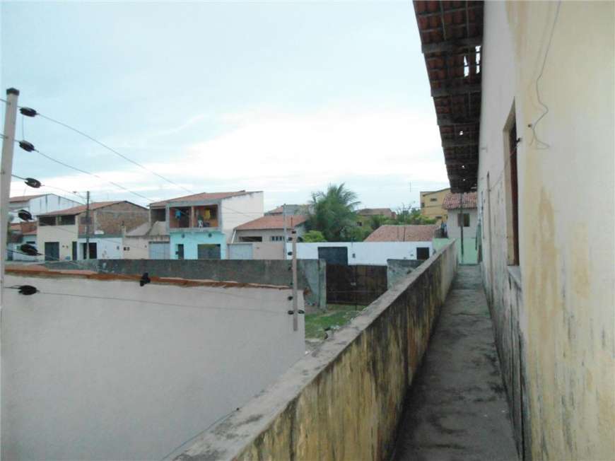 Apartamento com 1 Quarto para Alugar, 45 m² por R$ 300/Mês Rua 12 - Barroso, Fortaleza - CE