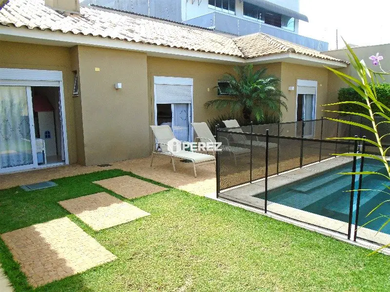 Casa com 3 Quartos à Venda, 230 m² por R$ 1.150.000 Rua João Félix Gonçalves, 256 - Vila do Polonês, Campo Grande - MS