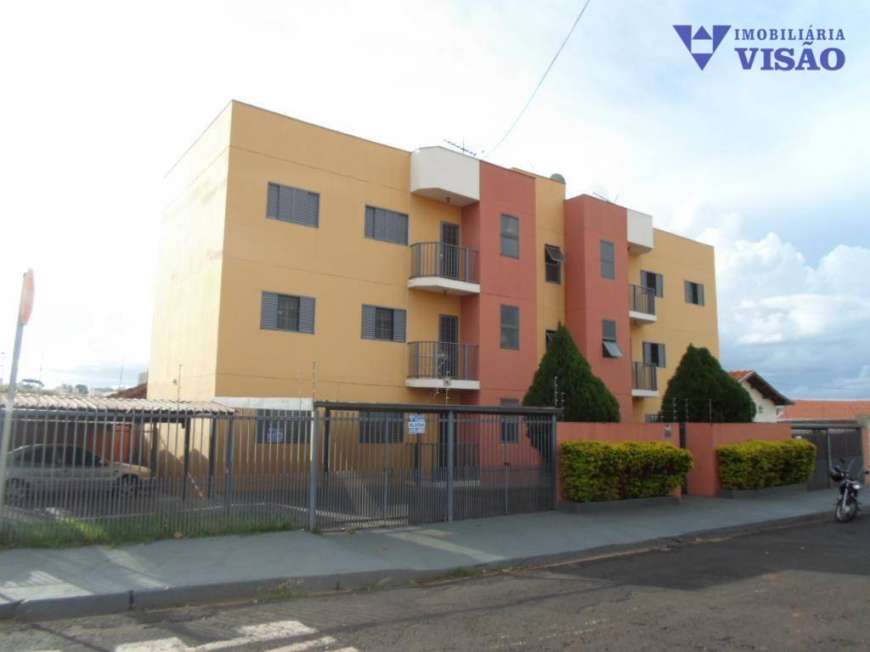 Apartamento com 3 Quartos para Alugar, 78 m² por R$ 850/Mês Santa Maria, Uberaba - MG
