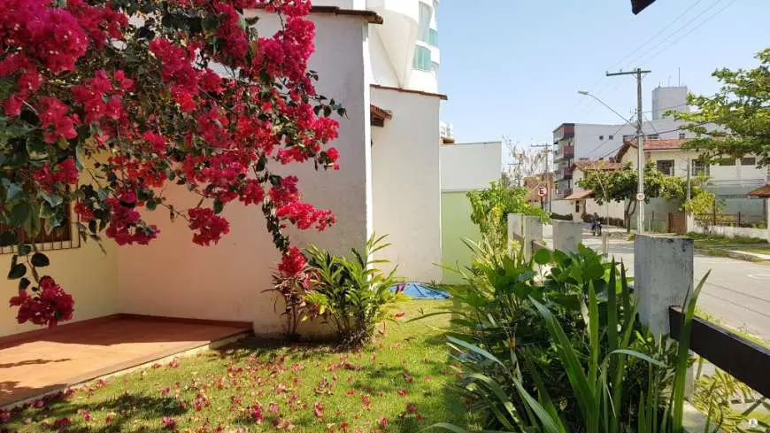 Casa com 3 Quartos para Alugar, 260 m² por R$ 500/Dia Enseada Azul, Guarapari - ES
