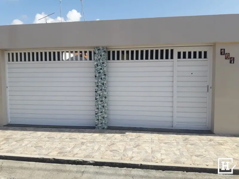 Casa com 3 Quartos à Venda, 41 m² por R$ 160.000 Aruana, Aracaju - SE