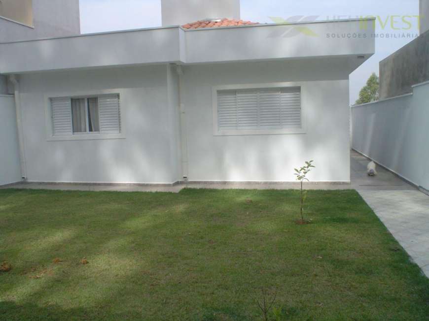 Casa de Condomínio com 3 Quartos à Venda, 210 m² por R$ 680.000 Jardim Bandeirantes, Salto - SP