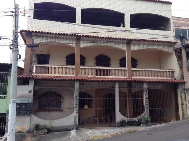 Casa com 5 Quartos à Venda, 75140 m² por R$ 950.000 Rua Washington Luiz, 12 - Aribiri, Vila Velha - ES