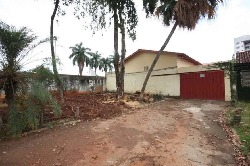 Casa com 2 Quartos para Alugar, 50 m² por R$ 900/Mês Setor Sul, Goiânia - GO