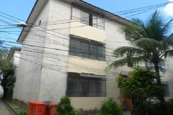 Apartamento com 1 Quarto para Alugar, 35 m² por R$ 660/Mês Estrada Intendente Magalhães, 145 - Campinho, Rio de Janeiro - RJ