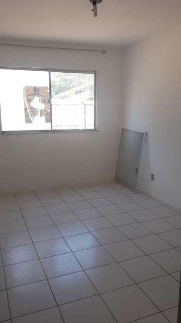 Apartamento com 3 Quartos para Alugar, 71 m² por R$ 600/Mês Avenida Prefeito Heráclito Rollemberg, 4554 - São Conrado, Aracaju - SE