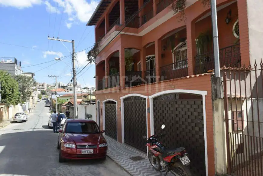 Apartamento com 2 Quartos à Venda, 115 m² por R$ 250.000 Rua Luís Passarini - São Judas Tadeu, São João Del Rei - MG