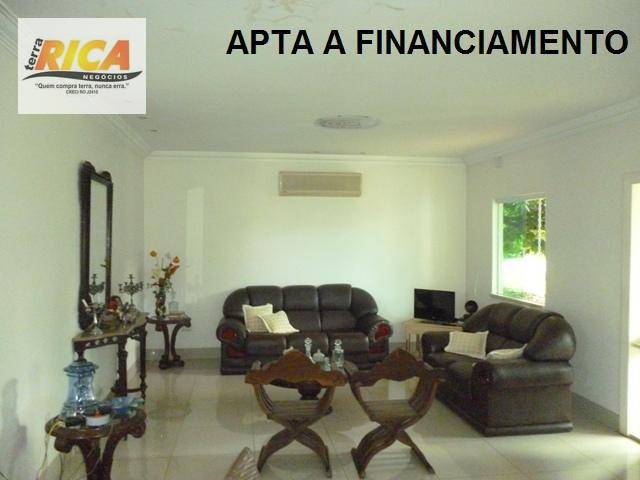 Casa com 3 Quartos à Venda, 420 m² por R$ 600.000 Nova Floresta, Porto Velho - RO