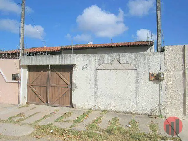 Casa com 3 Quartos para Alugar, 80 m² por R$ 950/Mês Rua Nenê Gonçalves Barreira, 985 - Messejana, Fortaleza - CE