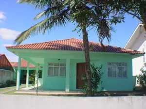 Casa com 3 Quartos para Alugar por R$ 950/Dia Avenida das Palmeiras - Daniela, Florianópolis - SC