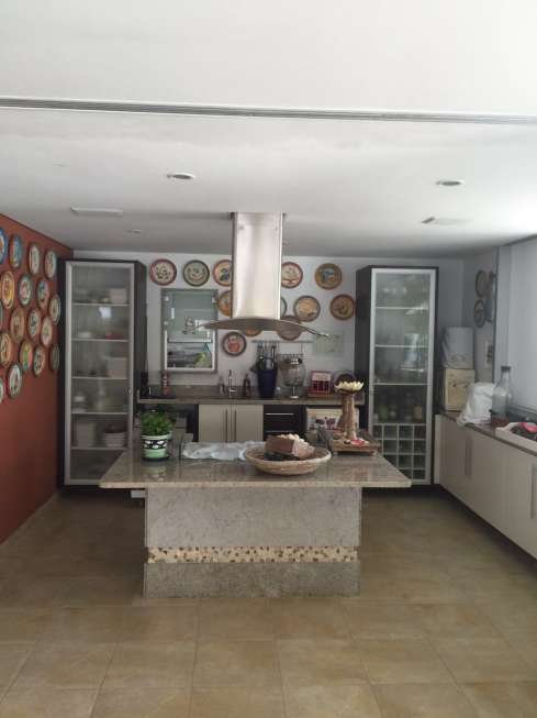 Casa com 4 Quartos para Alugar, 400 m² por R$ 2.500/Dia Estrada do Côco, S/N - Interlagos, Camaçari - BA