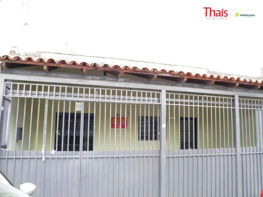 Casa com 3 Quartos para Alugar, 90 m² por R$ 900/Mês Samambaia Norte, Samambaia - DF