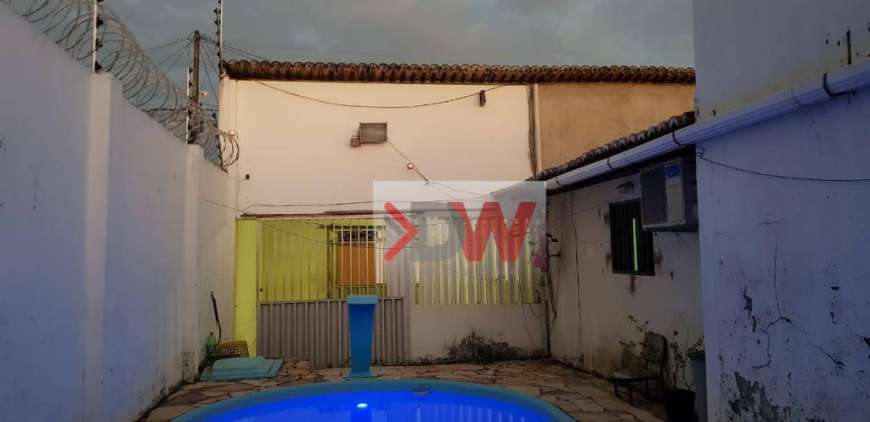 Casa com 3 Quartos à Venda, 340 m² por R$ 250.000 Rua do Cordel, 1050 - Lagoa Azul, Natal - RN