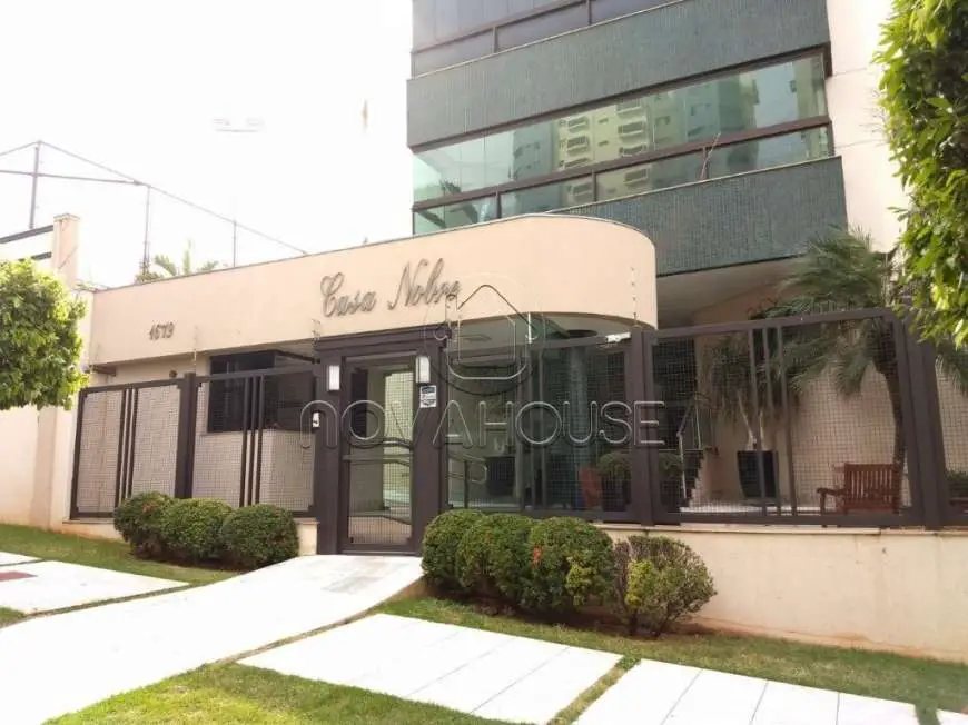 Apartamento com 4 Quartos à Venda, 304 m² por R$ 1.700.000 Santa Fé, Campo Grande - MS