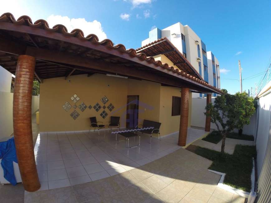 Casa com 2 Quartos à Venda, 150 m² por R$ 430.000 Rua Átila Brandão - Serraria, Maceió - AL