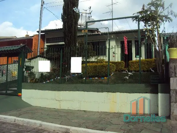 Casa com 3 Quartos à Venda, 112 m² por R$ 400.000 Rua Jacob Luchesi - Santa Lúcia, Caxias do Sul - RS