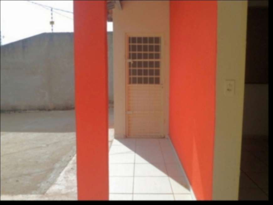 Casa com 2 Quartos à Venda, 55 m² por R$ 129.900 Rua Dois - Santa Laura, Cuiabá - MT