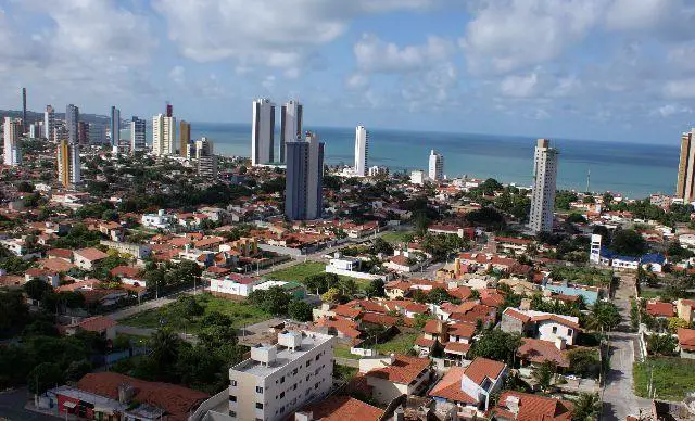 Apartamento com 3 Quartos à Venda, 94 m² por R$ 300.000 Rua dos Corais - Ponta Negra, Natal - RN