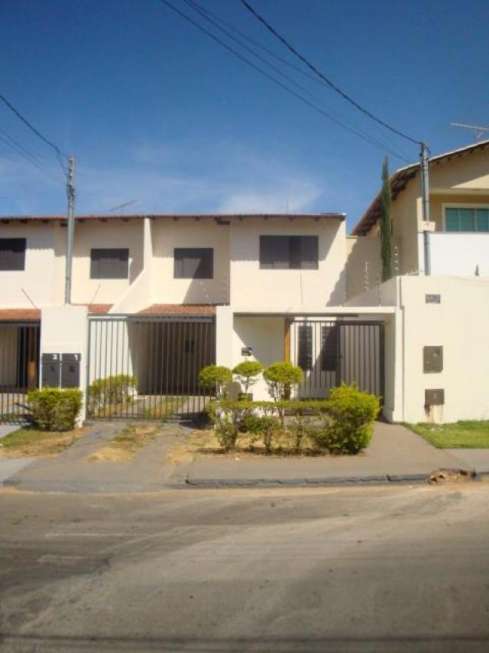 Sobrado com 4 Quartos para Alugar, 210 m² por R$ 1.430/Mês Rua da Tremelga - Jardim Atlântico, Goiânia - GO