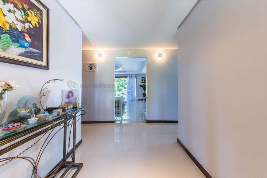 Casa com 5 Quartos à Venda, 367 m² por R$ 2.350.000 Lago Norte, Brasília - DF