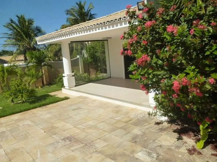 Casa de Condomínio com 3 Quartos para Alugar, 280 m² por R$ 5.000/Mês Vilas do Atlantico, Lauro de Freitas - BA