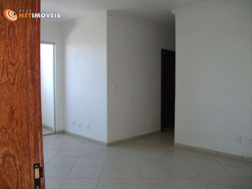 Cobertura com 4 Quartos à Venda, 151 m² por R$ 450.000 Rua Rio Poti, 35 - Novo Riacho, Contagem - MG