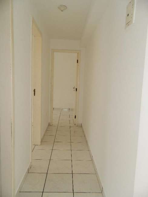 Casa com 2 Quartos para Alugar, 50 m² por R$ 550/Mês Rua José Ivahi Camargo, 297 - Pedro Moro, São José dos Pinhais - PR